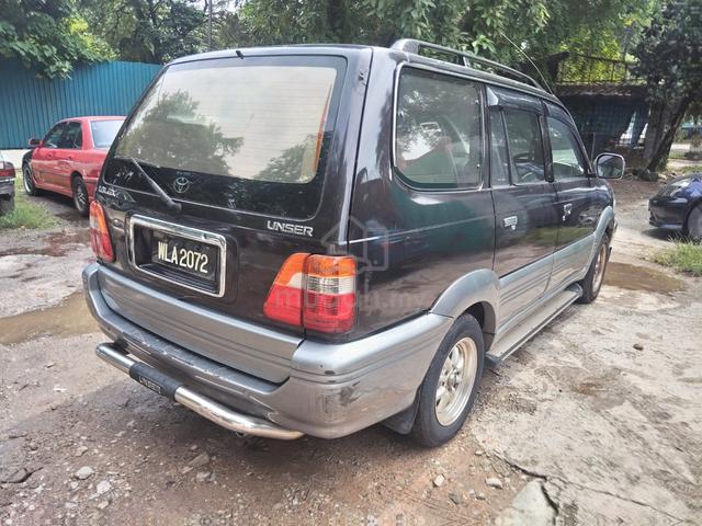 2003 Toyota UNSER 1.8 LGX (A) - 4