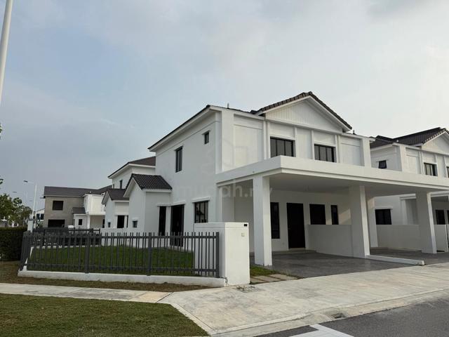 【Corner Unit】Camdon @ Batu Kawan Double-Storey Garden Home For Sale 1