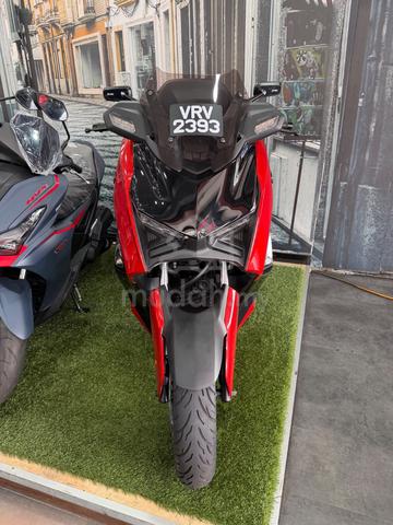 Yamaha XMAX 250 V3 - photo 2 of 3