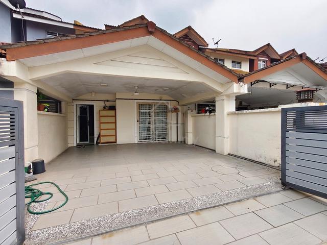 2.5 Storey Terrace Taman Puncak Saujana Kajang 1