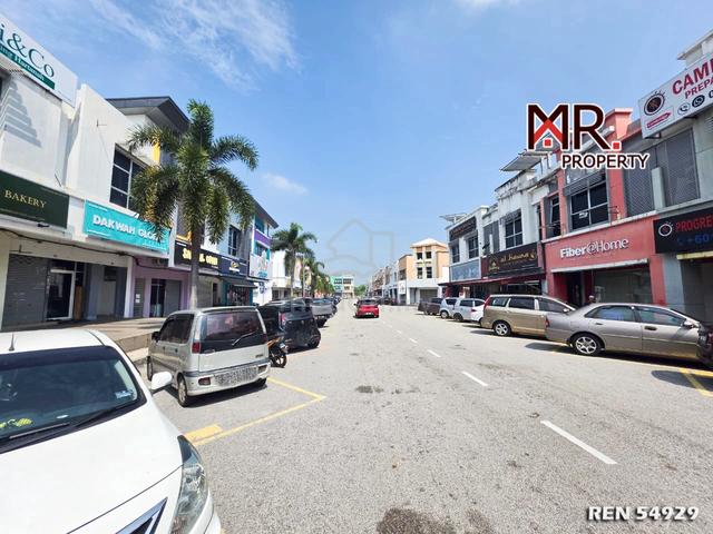 FULLY RENOVATED @ Double Storey Shop Lot Bandar Laguna Merbok FOR SALE 1