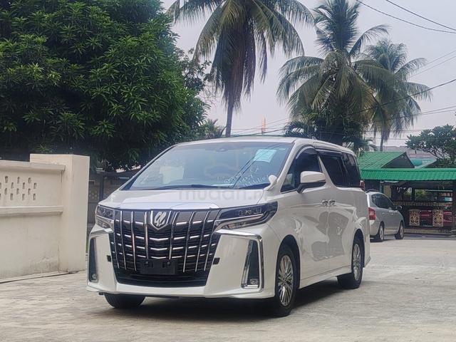 2022 Toyota ALPHARD 2.5 S 8SEATER - 2
