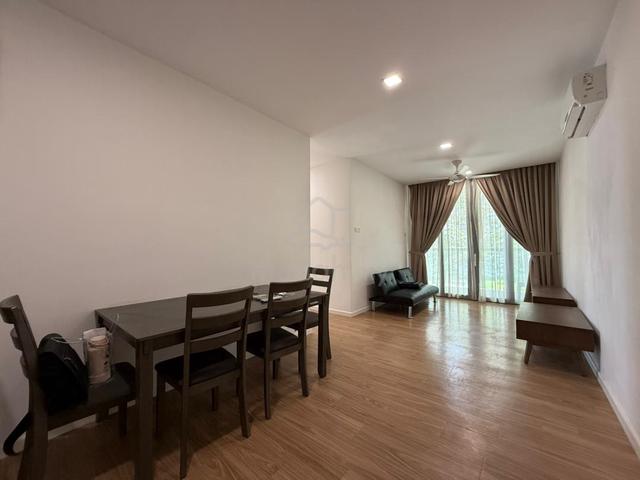 LakeFront Residence 1
