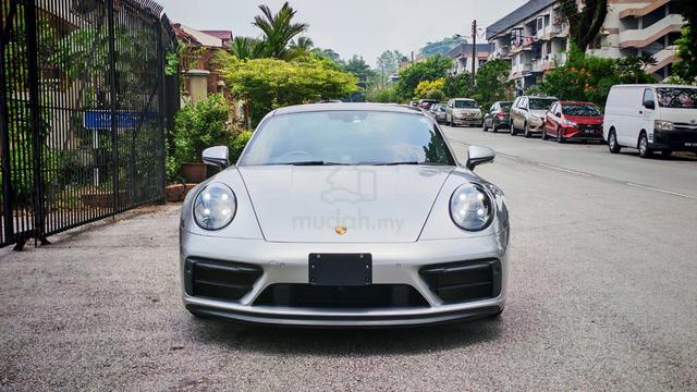 2022 Porsche 911 3.0 CARRERA GTS (A) - 2