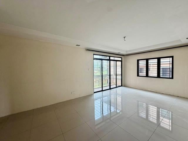 Larkin Residence (Phase One) 1