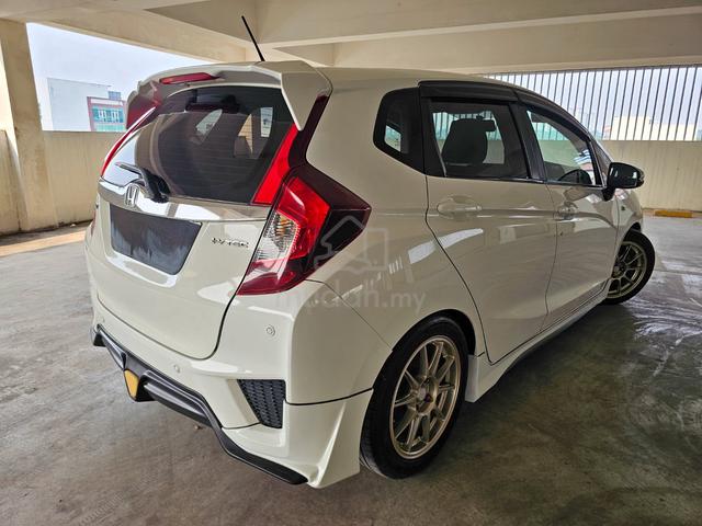 2015 Honda JAZZ 1.5 E MY2014 (A) - 2