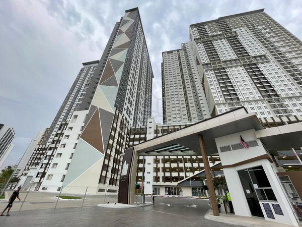 Platinum OUG Residence 1
