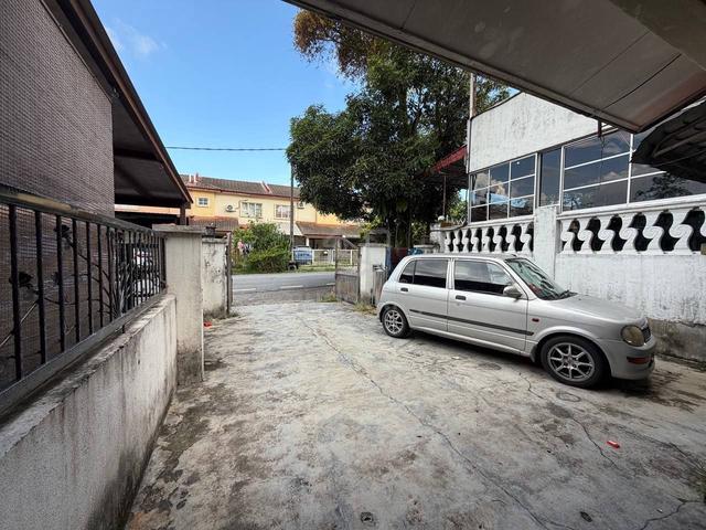 Rumah teres dua tingkat Bukit Sentosa Rawang 1