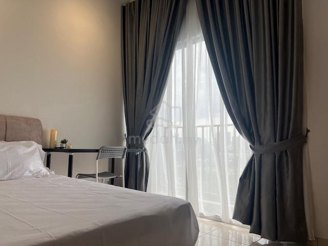 (male)deluxe middle room with a view in ResidensiAmansari 4 rental 1