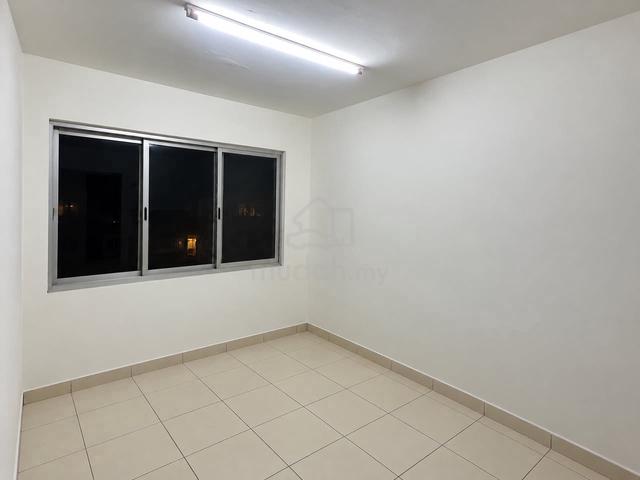 Residensi Desa Sentralmas (Taman Desa) 1