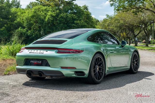 2018 Porsche 911 991.2 Carrera GTS Like New - 2