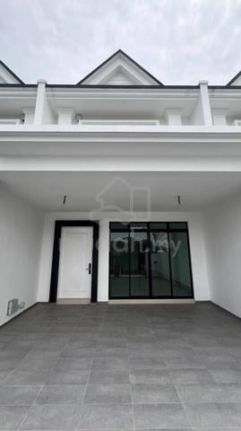 For sale/south hill/bandar seri alam/masai/double storey/unblock view 1