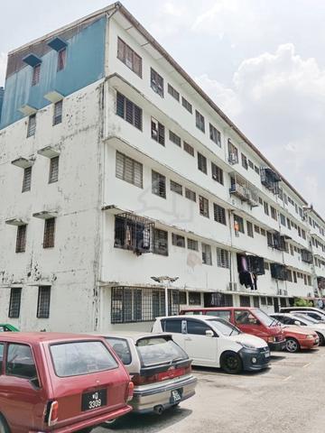 Flat Taman Cahaya Indah 1