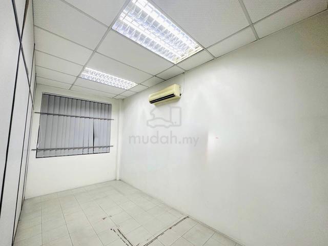 Georgetown Save Cost Office 1162sf with 5 Rooms For Rent 3