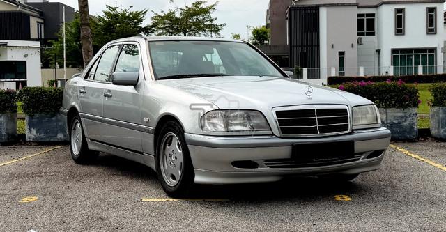 Mercedes Benz C220 W202 2.0 AMG Collection Item - 1