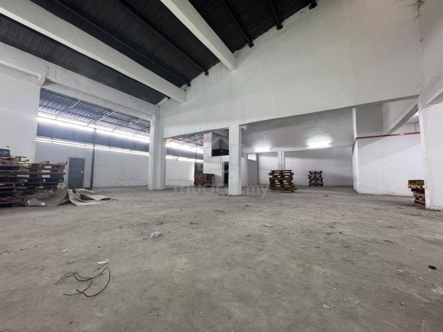 [  warehouse ] Jenjarum Bukit Beruntung Rawang 1