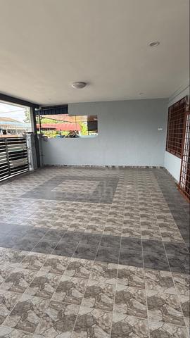 House for Rent, Taman Lobak, Lunas 1