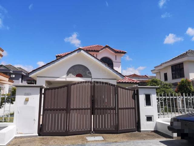 "Renovated" Big Size Double Story Semi D Ozana Impian Bukit Katil 1