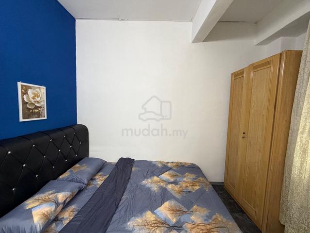LARKIN PERDANA @ JB DELUXE ROOM (Fully Furnished & Air Corn) 1
