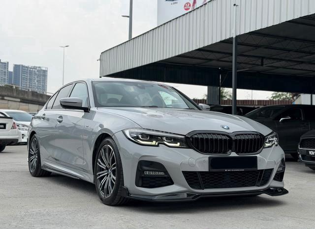 FULL SERVICE G20 2022 Bmw 330i 2.0L M SPORT (A) - 1