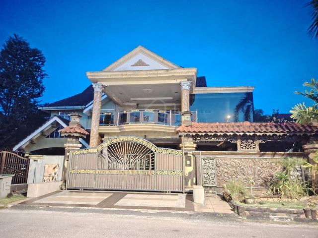 SEMI-D : TAMAN BUKIT DAHLIA, PASIR GUDANG - 3,197sqft / RENOVATED 1