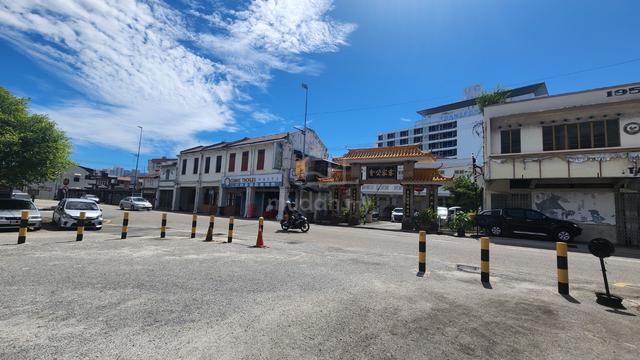 4sty Freehold Shoplot @ Jalan Portugis (near Jln Kubu and Jonker Walk) 1