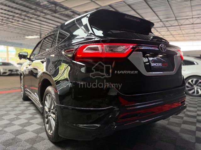 RE2022 TOYOTA HARRIER 2.0 PREMiUM PANA.ROOF P.BOOT - 4