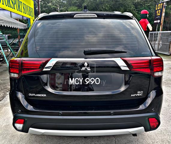 2021 Mitsubishi OUTLANDER AWD 2.0(A)1MALAY OWNER - 3