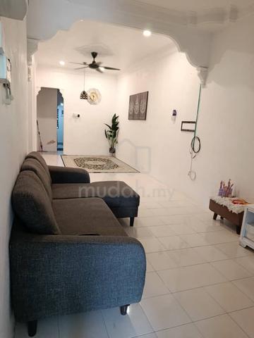 rumah untuk disewa. 1