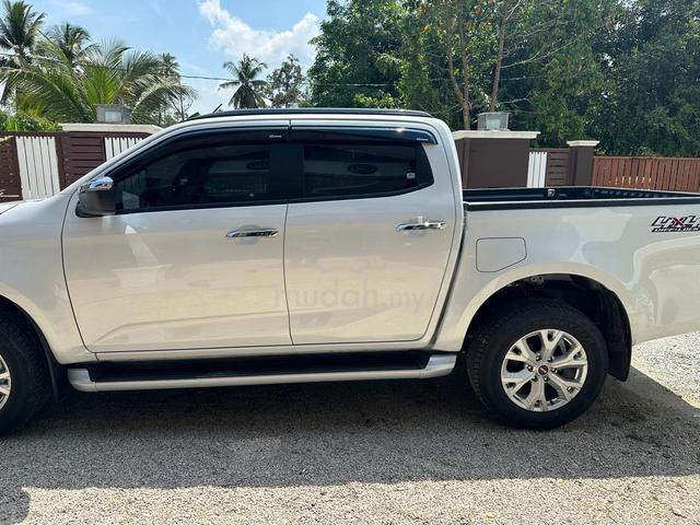 2023 Isuzu D-MAX 1.9 PREMIUM (A) - 4