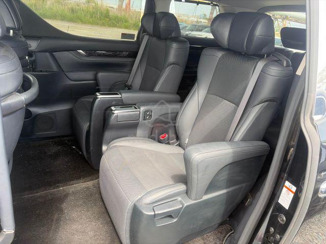 2021 Toyota ALPHARD 2.5 SC *PILOT SEAT *3 LED - 4