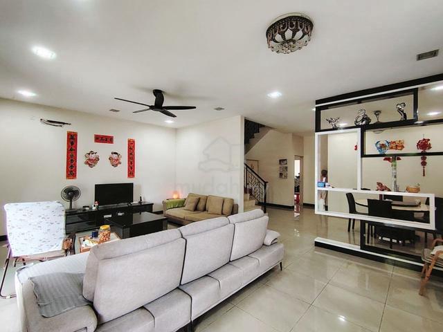 Kempas Utama Double Storey Terrace 24x70 Renovated Unblock Good Condi 1