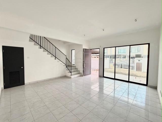 Full Loan/ Austin Duta/ 2-Storey Terrace 1