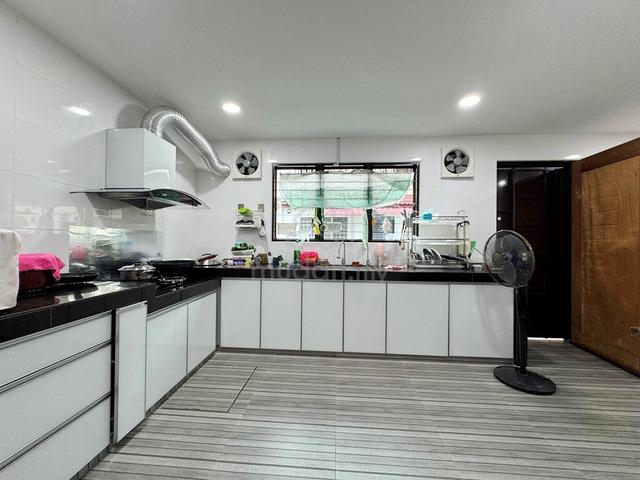 [END LOT 20X80] Klang Taman Palm Grove Double Storey Terrace House 1