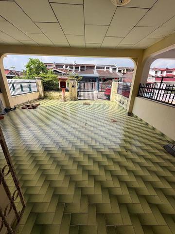 Fully Extended Perling @ Jalan Simbang Single Storey House 1