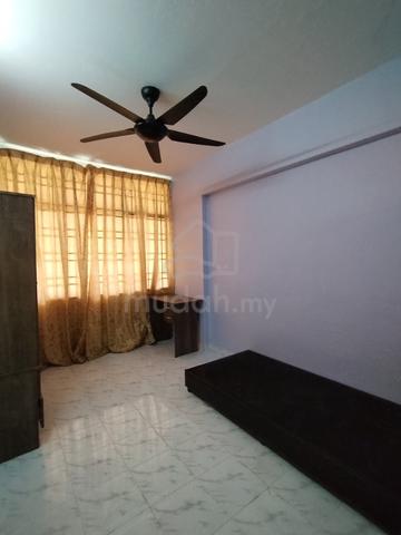 Majestic height Paya terubong Ayer itam Single room non sharing rent 1