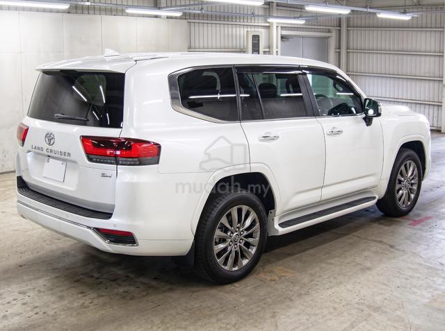 2023 Toyota Land Cruiser 300 ZX LC300 / GRADE 5A - 4