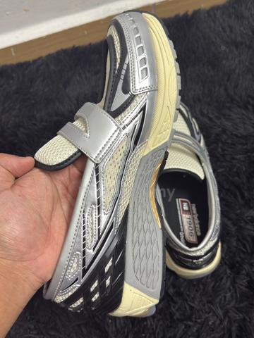 NB Loafer uk10.5 - photo 4 of 5