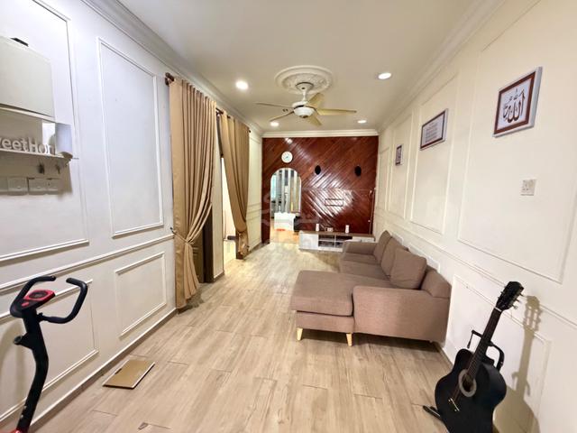 TAMAN RAMBAI JAYA, Rumah Untuk Disewa Partially Furnished 1