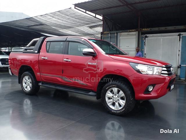 TOYOTA HILUX 2.4 E spec (A) condition Like new - 4