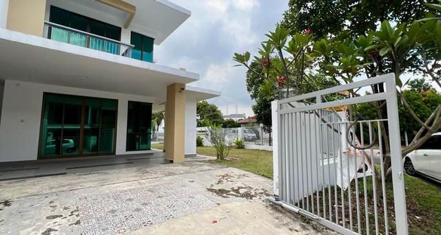 BANDAR DATO ONN(Cornerlot Unit)‼️NON BUMI‼️LIKE NEW‼️BIG SIZE‼️ 1