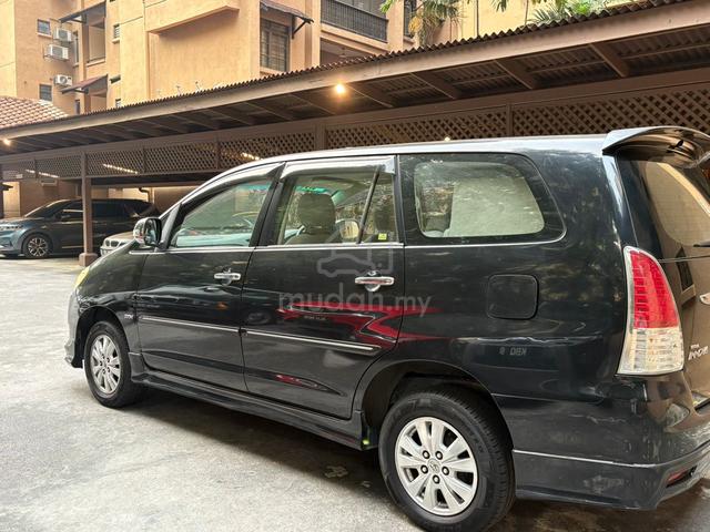 2010 Toyota INNOVA 2.0 G FACELIFT (A) - 3