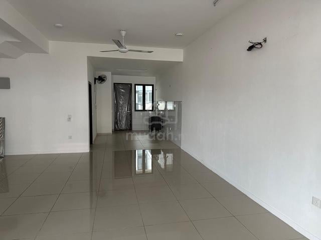 For rent nadira bukit raja klang 1