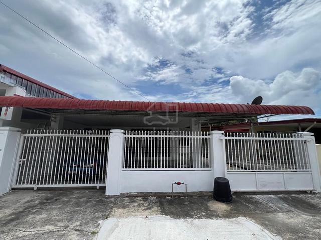 Taman Likas Jaya | Single Storey | 4R2B |  KK City | Damai | For Rent 1