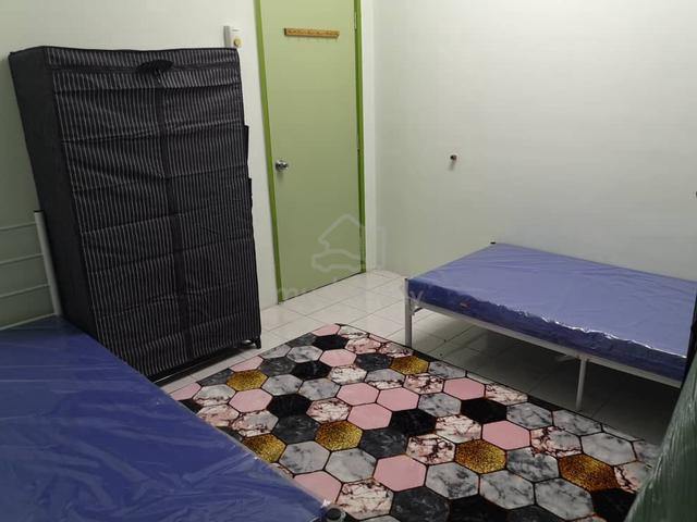 Bilik Sharing Perempuan PV3near LRT Tmn Melati PV3 KL East Mall 1