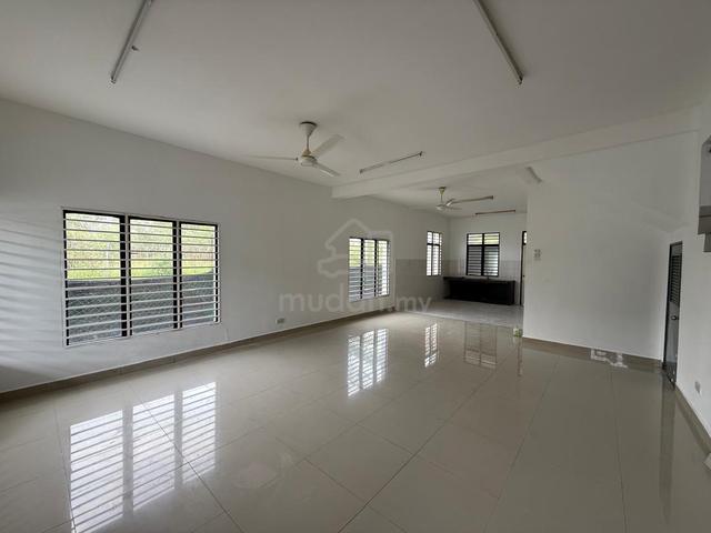 Camelia Saujana Rawang Double storey End lot near Anggun city Aeon 1