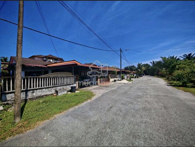 Rumah jenis semi D untuk dijual 1