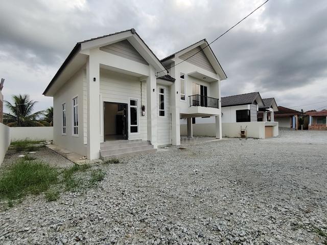 Rumah Banglo Split Level Idaman di Dewan Beta Kota Bharu 1