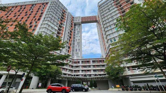 Suria Jelutong 1