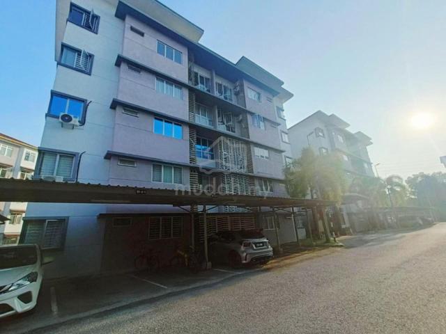 D'Camelia Court 1